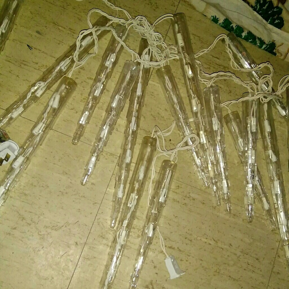 PARTY LIGHTS - Picture 2 of 2